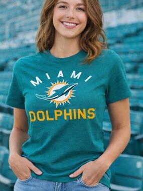 Miami Dolphins NFL Team Apparel Women’s Medium Green Short Sleeve 2016 T-shirt